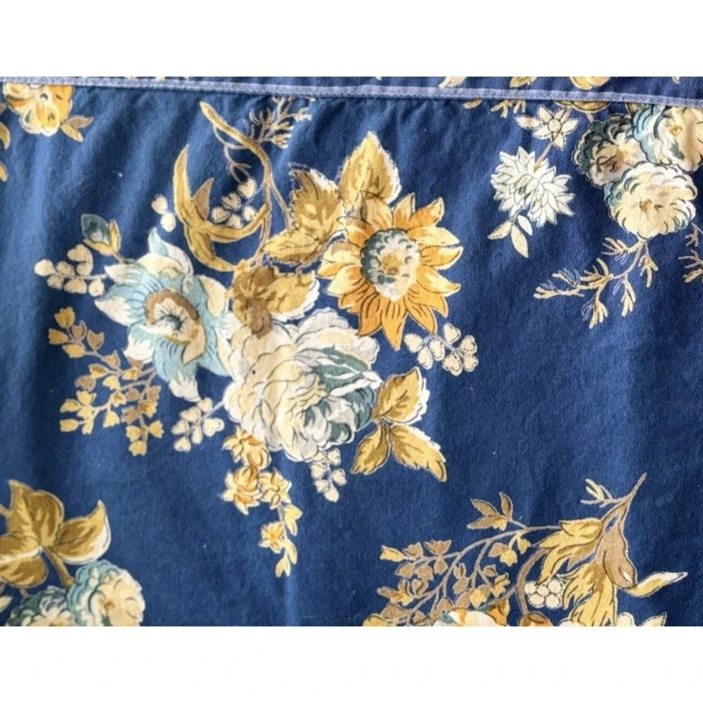 Vtg April Cornell Floral Tablecloth Navy Gold Cream 100% Cotton 48